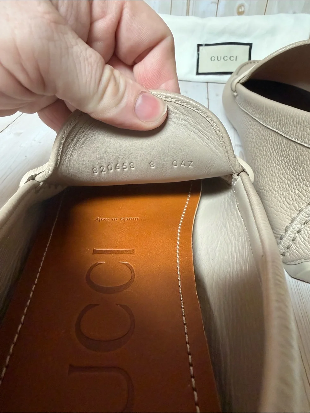 Gucci Interlocking G Leather Driver Loafer Beige/Taupe Sz 8G / 8.5US